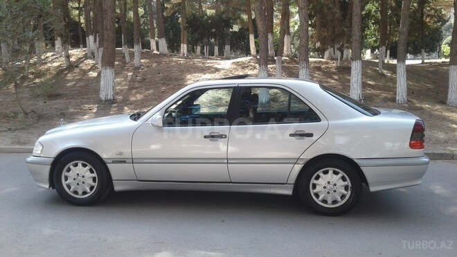 Mercedes C 180 2000, 322,125 km - 1.8 l - Bakı