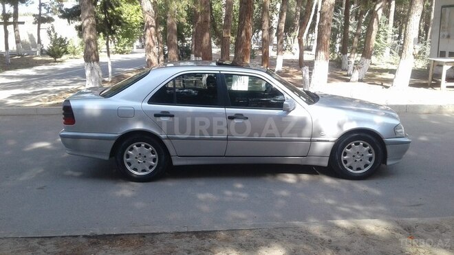 Mercedes C 180 2000, 322,125 km - 1.8 l - Bakı