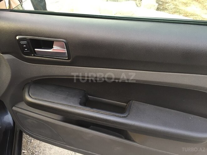 Ford Focus 2005, 232,000 km - 1.6 l - Bakı