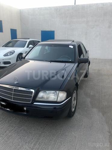 Mercedes C 180 1995, 215,000 km - 1.8 l - Bakı