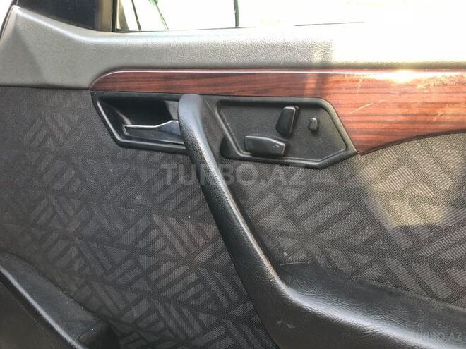 Mercedes C 200 1996, 300,000 km - 2.0 l - Bakı