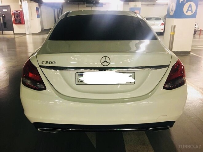 Mercedes C 300 2015, 43,500 km - 2.0 l - Bakı