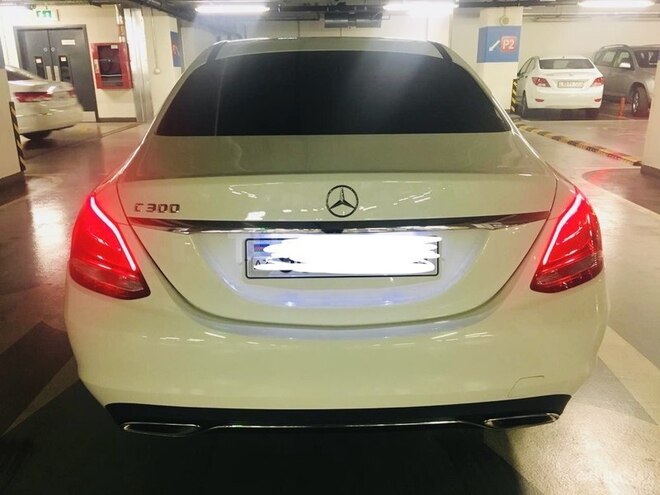 Mercedes C 300 2015, 43,500 km - 2.0 l - Bakı