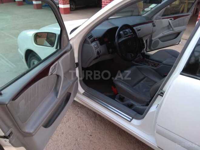 Mercedes E 280 2000, 166,000 km - 2.8 l - Masallı