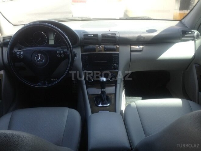 Mercedes C 230 2006, 220,000 km - 2.5 l - Bakı