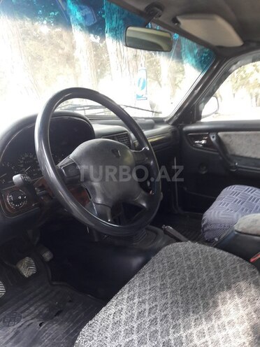GAZ 3110 2003, 142,000 km - 2.4 l - Sumqayıt
