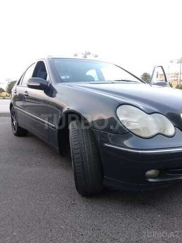 Mercedes C 220 2002, 400,000 km - 0.2 l - Bakı