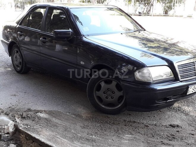 Mercedes C 200 1998, 235,000 km - 2.0 l - Sumqayıt