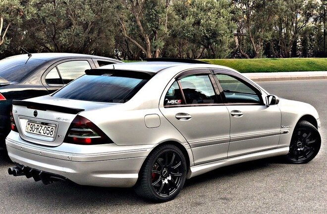 Mercedes C 32 AMG 2004, 271,000 km - 3.2 l - Bakı