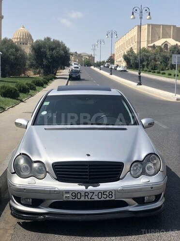 Mercedes C 32 AMG 2004, 271,000 km - 3.2 l - Bakı