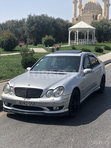 Mercedes C 32 AMG 2004, 271,000 km - 3.2 l - Bakı