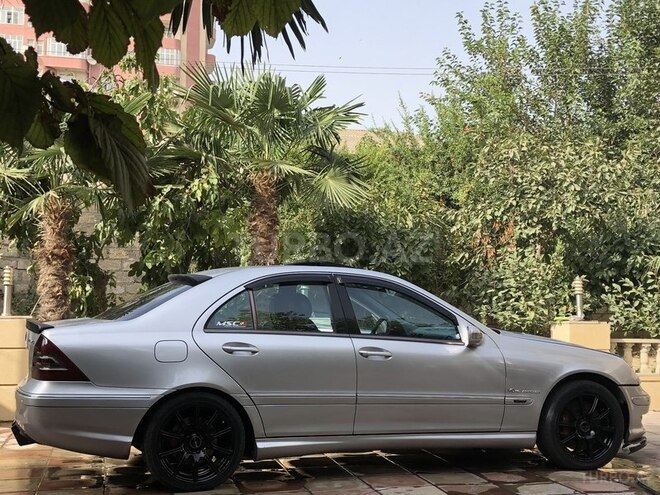 Mercedes C 32 AMG 2004, 271,000 km - 3.2 l - Bakı