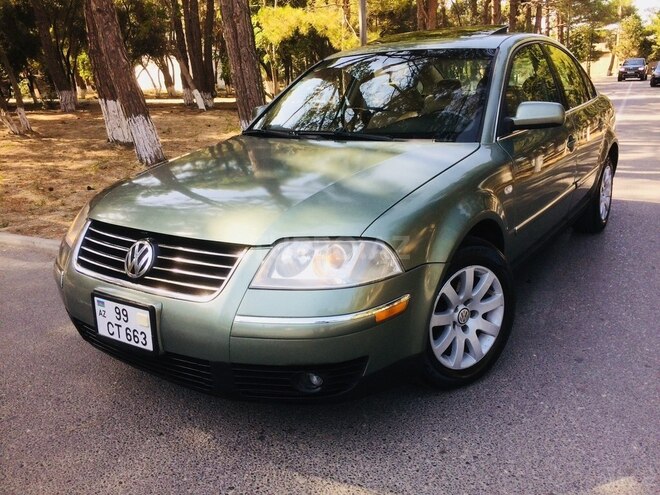 Volkswagen Passat 2002, 235,000 km - 1.8 l - Sumqayıt