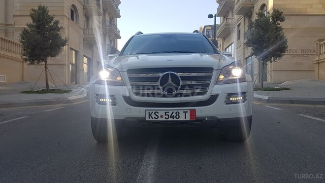 Mercedes GL 550 2010, 98,000 km - 5.5 l - Bakı