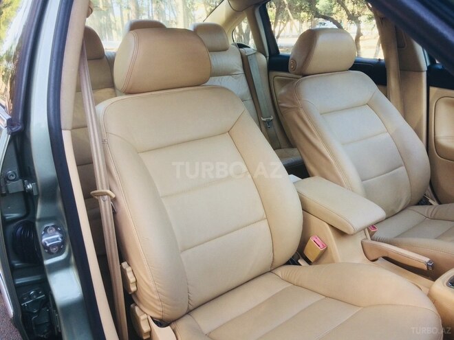 Volkswagen Passat 2002, 235,000 km - 1.8 l - Sumqayıt
