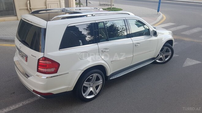 Mercedes GL 550 2010, 98,000 km - 5.5 l - Bakı