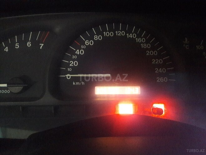 Opel Vectra 1999, 305,000 km - 2.0 l - Bakı