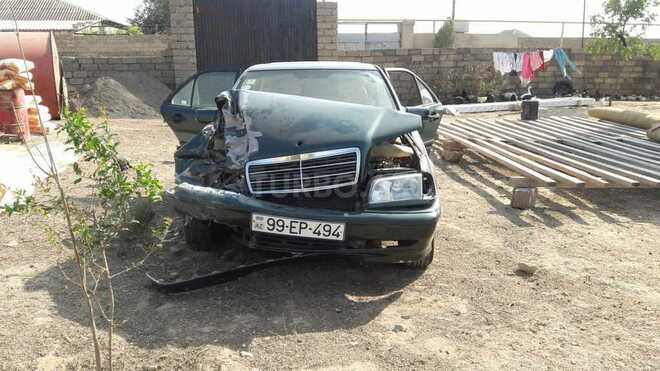Mercedes C 180 1998, 230,000 km - 1.8 l - Bakı
