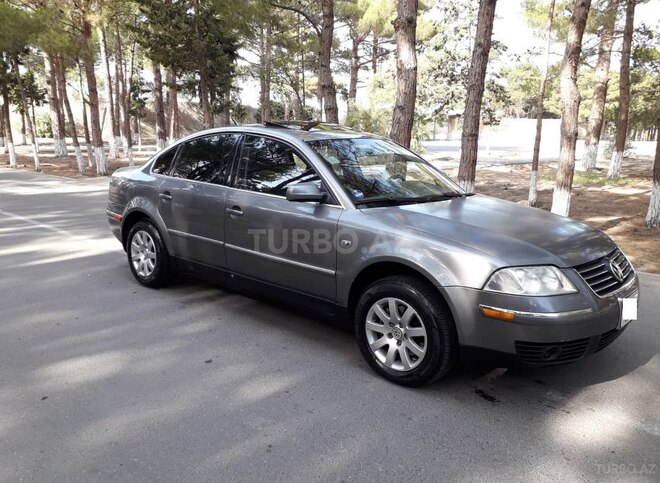 Volkswagen Passat 2003, 160,000 km - 1.8 l - Sumqayıt