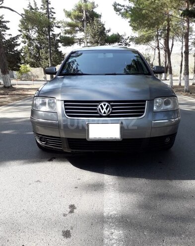 Volkswagen Passat 2003, 160,000 km - 1.8 l - Sumqayıt