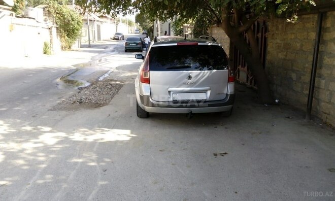 Renault Megane 2006, 390,000 km - 1.9 l - Bakı