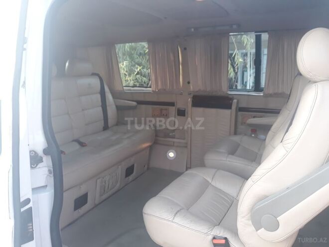 Volkswagen Multivan 2006, 235,625 km - 1.9 l - Bakı