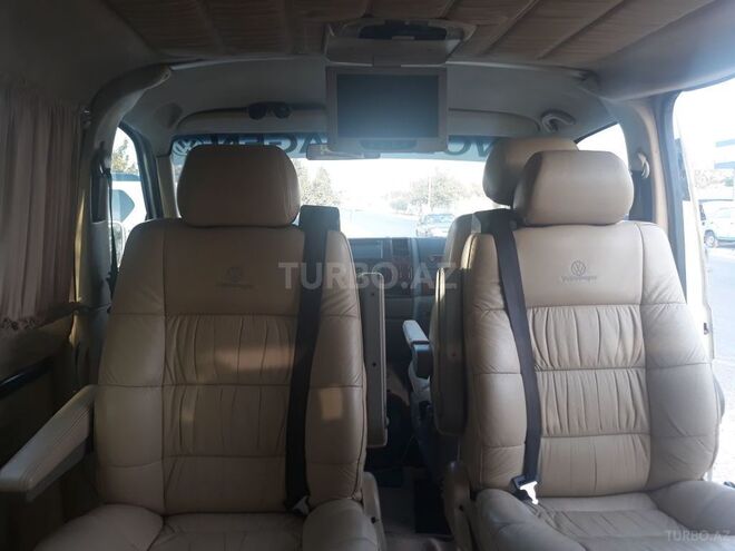 Volkswagen Multivan 2006, 235,625 km - 1.9 l - Bakı