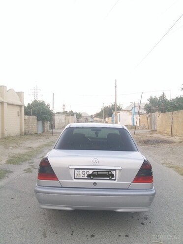 Mercedes C 220 2000, 392,440 km - 2.2 l - Sumqayıt