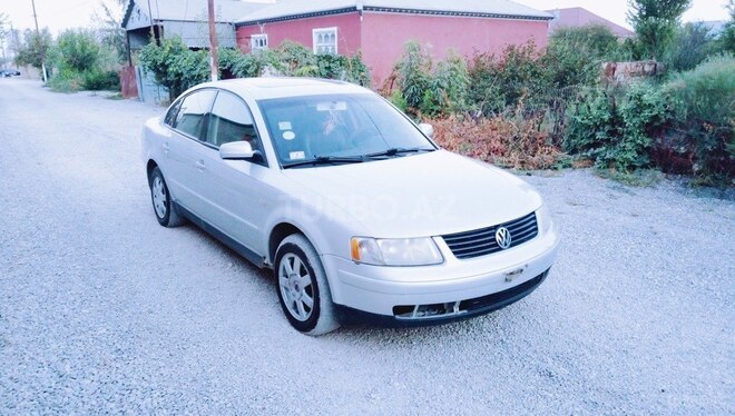 Volkswagen Passat 1999, 89,564 km - 1.8 л - Sumqayıt