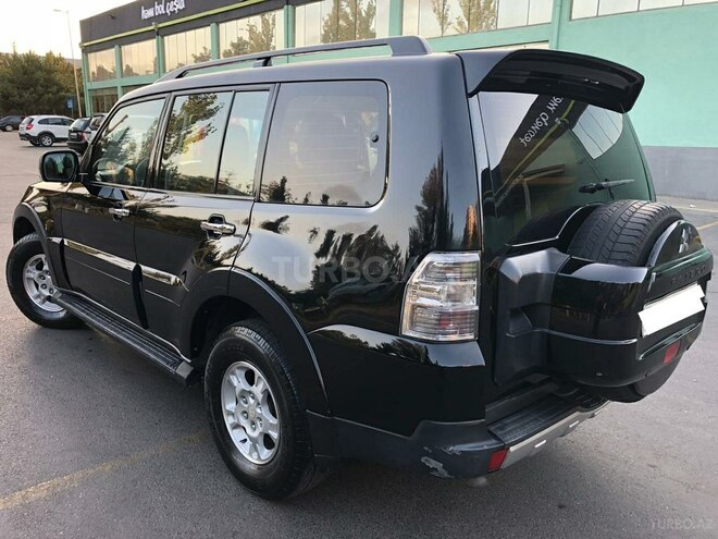 Mitsubishi Pajero 2008, 198,000 km - 3.0 l - Bakı