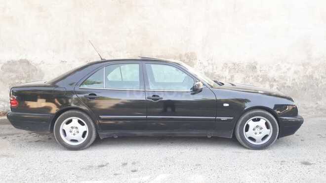 Mercedes E 240 1999, 400,000 km - 2.4 l - Bakı