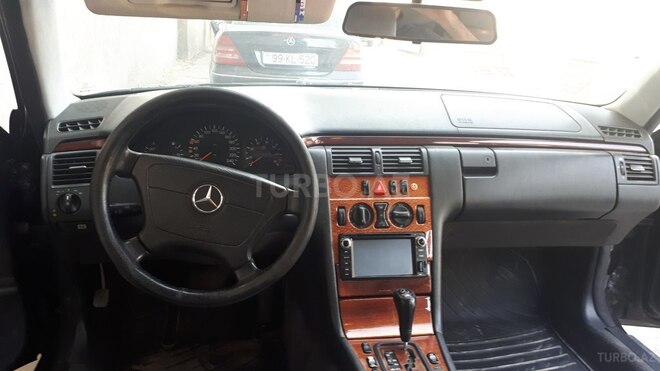 Mercedes E 240 1999, 400,000 km - 2.4 l - Bakı