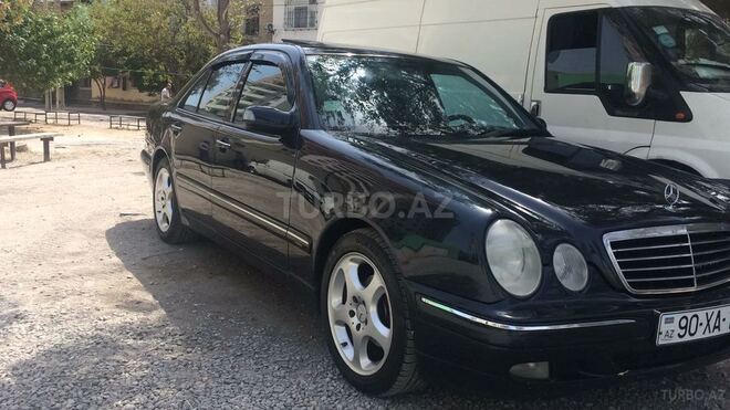 Mercedes E 240 1999, 320,000 km - 2.4 л - Sumqayıt