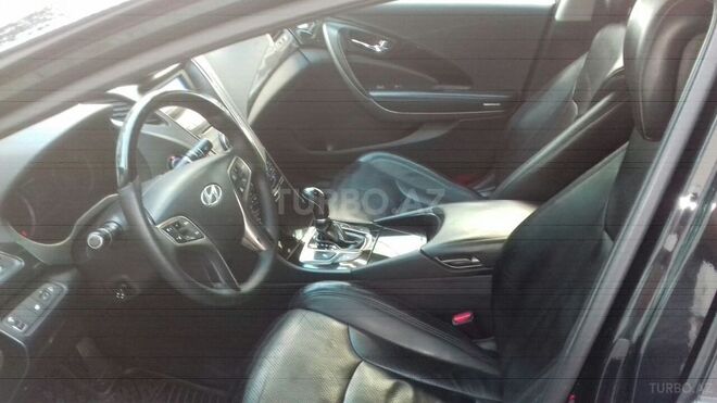 Hyundai Grandeur 2011, 130,000 km - 2.5 l - Salyan