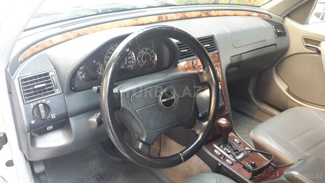 Mercedes C 230 1998, 270,000 km - 2.3 l - Bakı