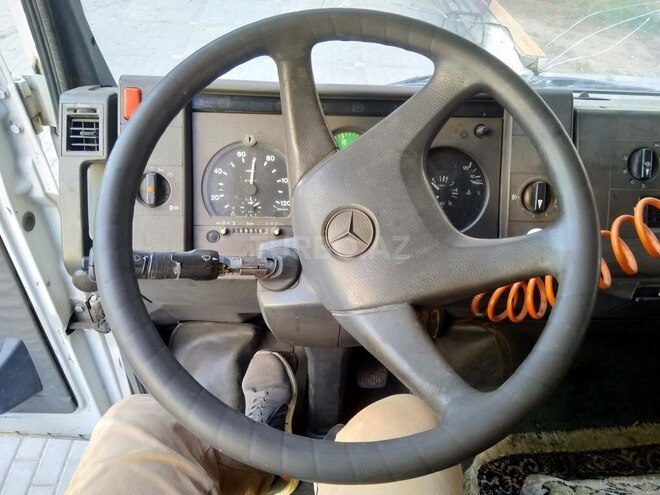 Mercedes 814 D 1997, 4,809,761 km - 6.0 l - Bakı