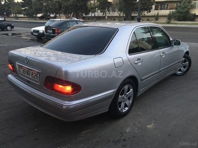 Mercedes E 270 2000, 293,000 km - 2.7 л - Bakı
