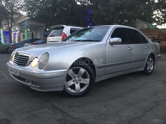 Mercedes E 270 2000, 293,000 km - 2.7 л - Bakı