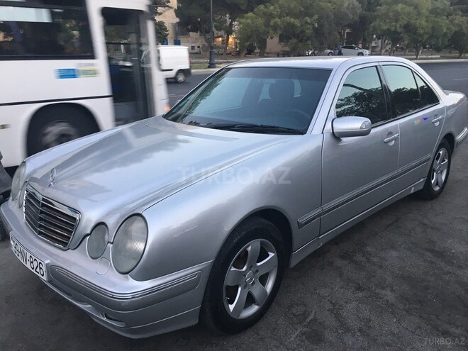 Mercedes E 270 2000, 293,000 km - 2.7 л - Bakı