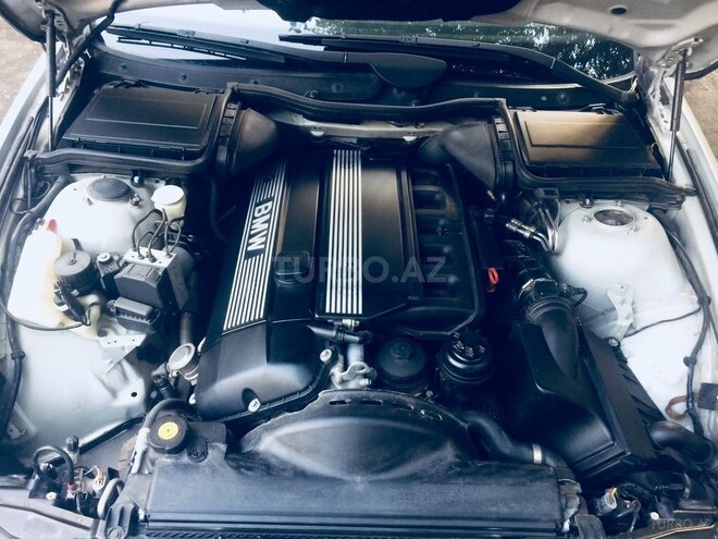 BMW 528 2000, 234,000 km - 2.8 l - Bakı