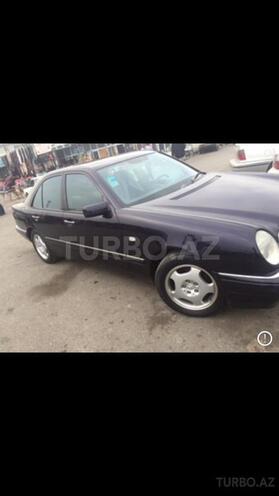 Mercedes E 240 1998, 247,000 km - 0.2 l - Bakı