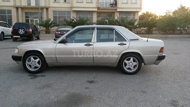 Mercedes 190 1990, 888,000 km - 2.0 л - Bakı