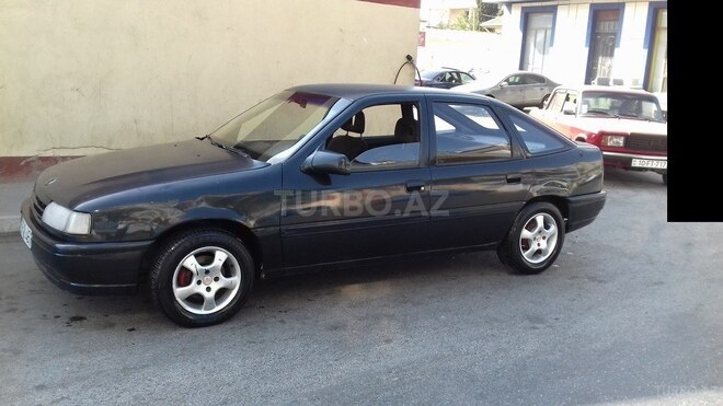 Opel Vectra 1992, 290,000 km - 1.7 l - Bakı