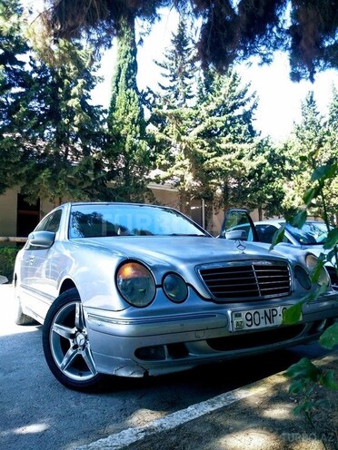 Mercedes E 240 2000, 400,000 km - 2.6 l - Bakı