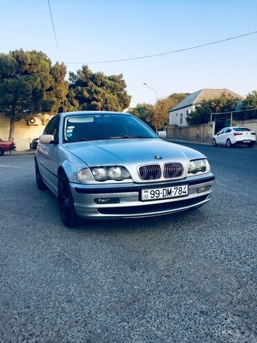 BMW 320 2001, 260,000 km - 2.0 l - Bakı