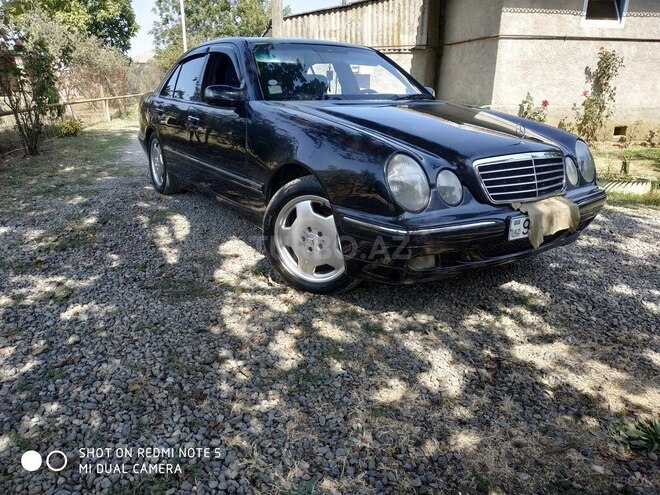 Mercedes E 220 2000, 300,000 km - 2.0 l - Lənkəran
