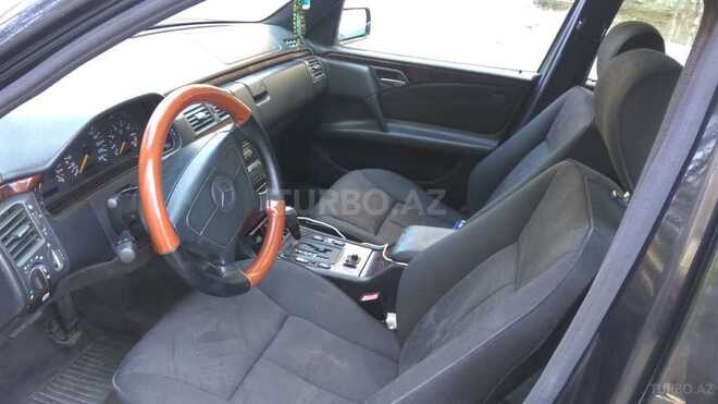 Mercedes E 230 1997, 326,790 km - 2.3 l - Bakı