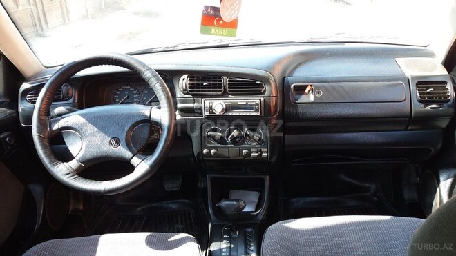 Volkswagen Vento 1993, 200,000 km - 2.0 л - Bakı