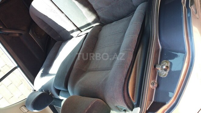 Volkswagen Vento 1993, 200,000 km - 2.0 л - Bakı