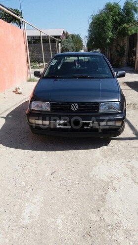 Volkswagen Vento 1993, 200,000 km - 2.0 л - Bakı